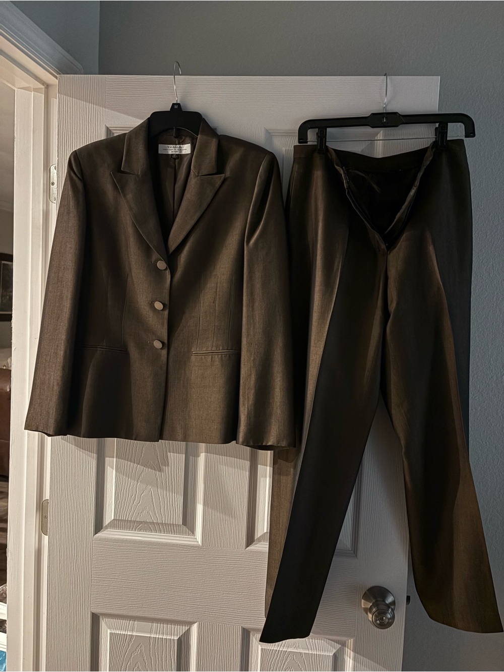 Tahari Vintage Arthur Levine Olive Brown Women's Suit Jacket and Pants